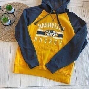 NHL Nashville hockey sweatshirt size small woman’s